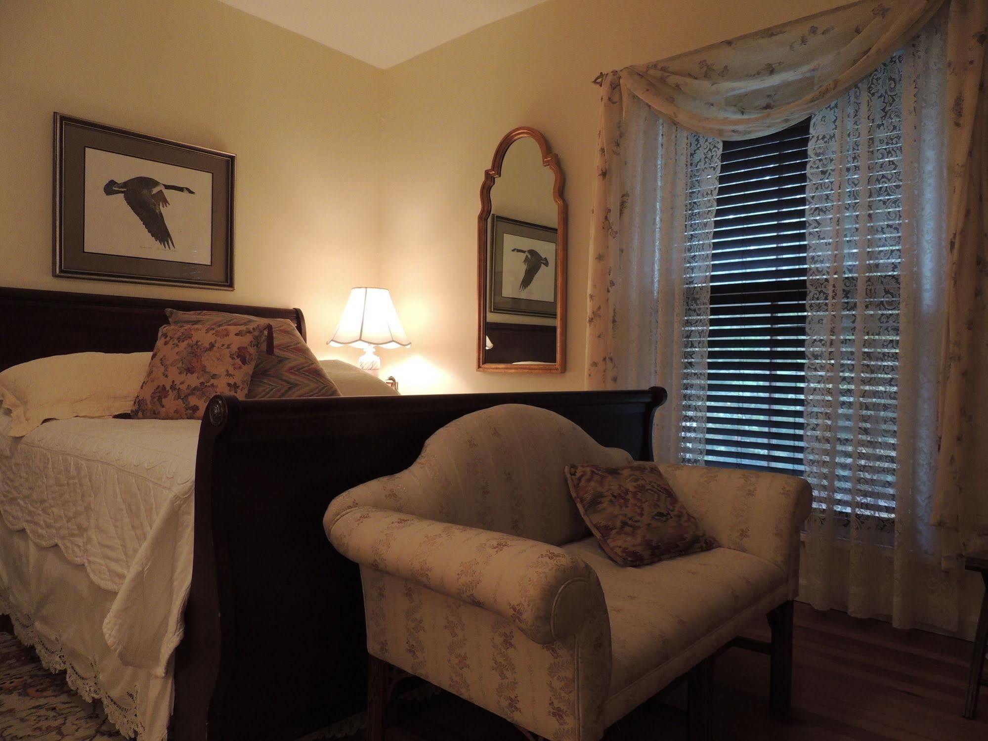 1868 Magnolia House Inn Lexington Extérieur photo