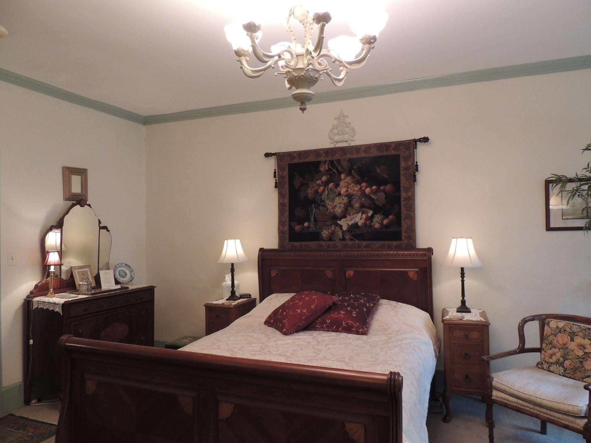 1868 Magnolia House Inn Lexington Extérieur photo