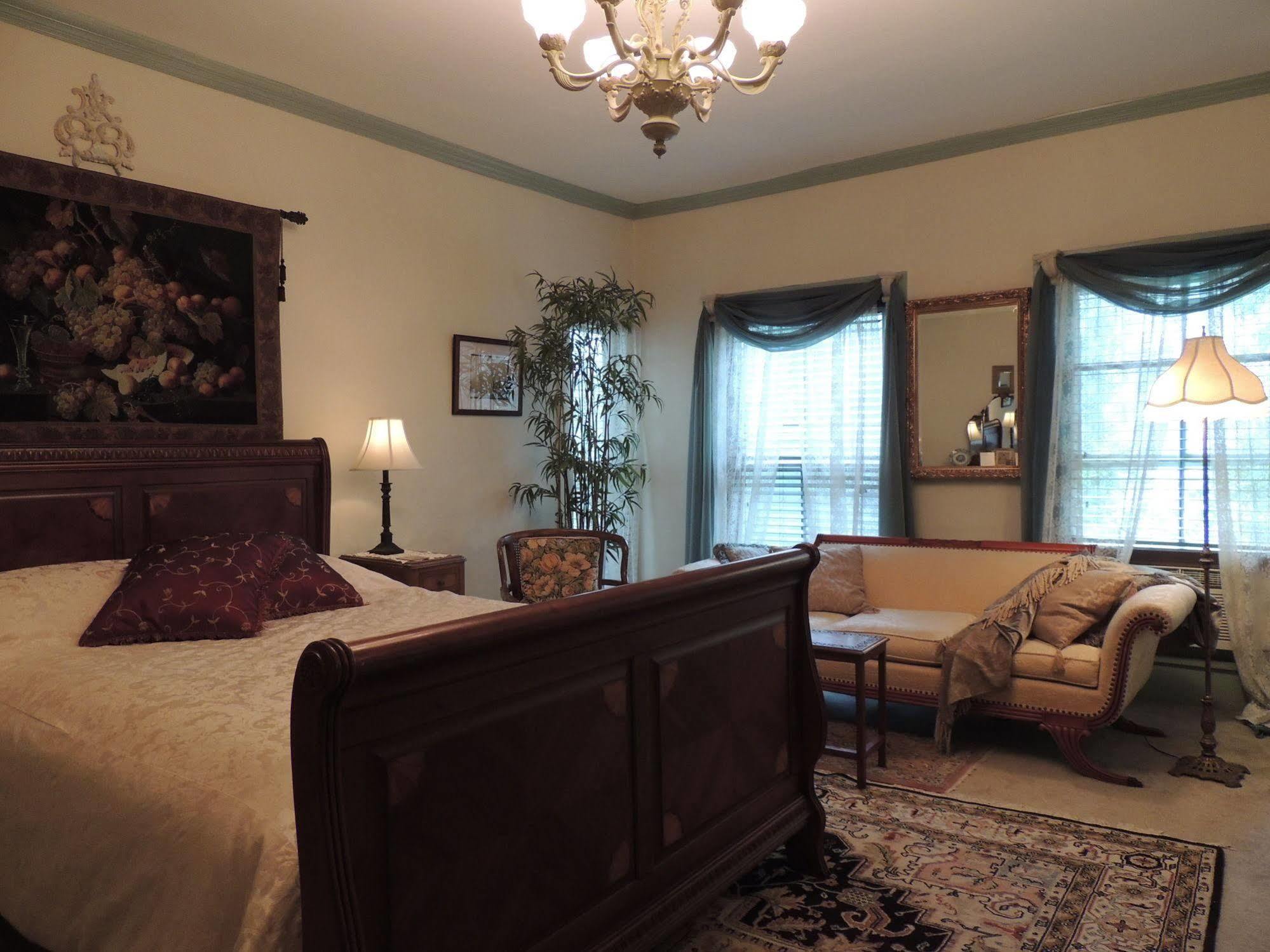 1868 Magnolia House Inn Lexington Extérieur photo